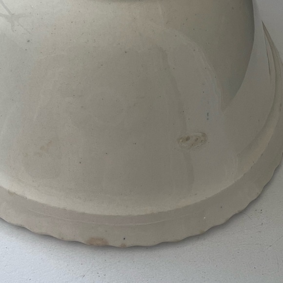 Johnson Brothers Castle on the Lake Blue and White Oval Dish - Picture 4 of 4